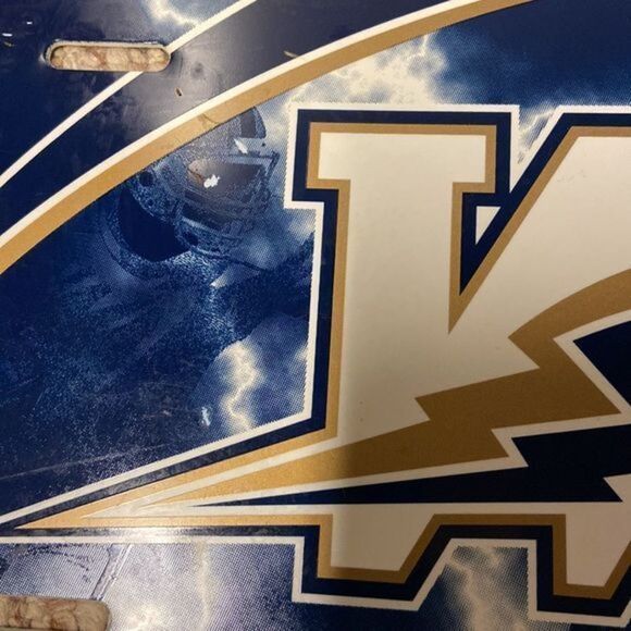 NWT CFL LICENSE PLATE - Picture 5 of 8